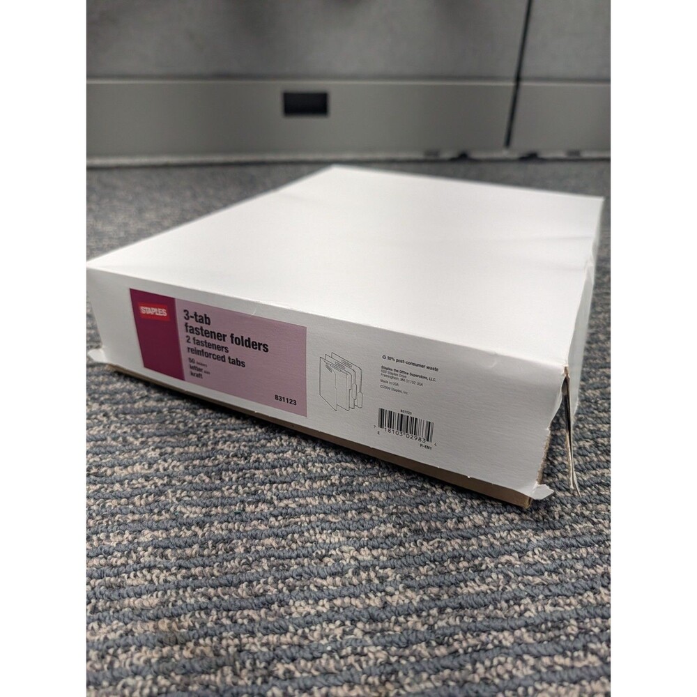 Staples 831123 Fastener Folders, Letter, 3-Tab, Reinforced Tabs, Kraft, 50/Box